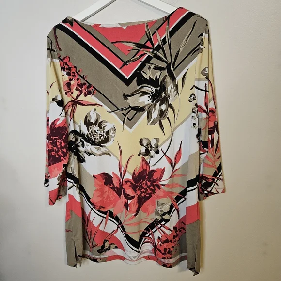 JM Collection Floral Geometric Print Top V Shape Blouse Tunic Casual Plus Size - Picture 4 of 12